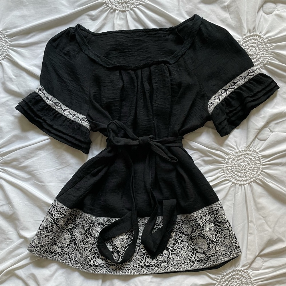 Boho black tie blouse (Size S)